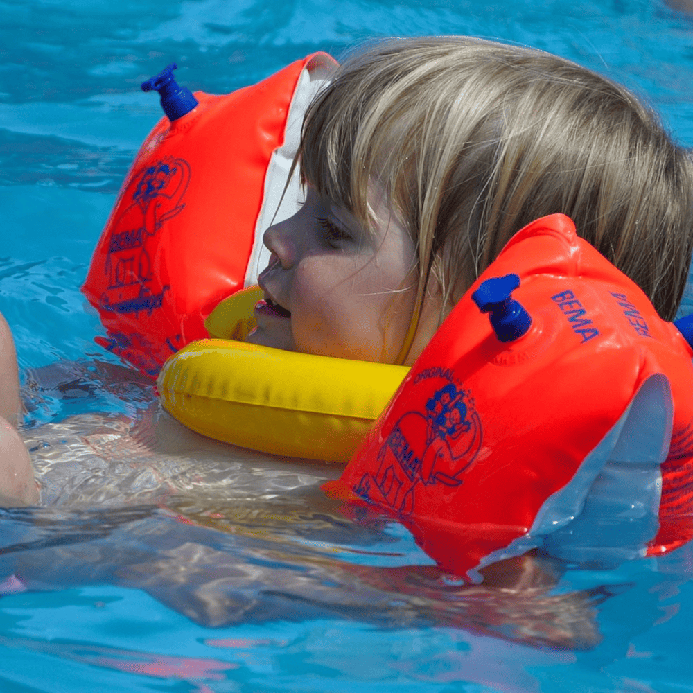 So läuft der Einstieg als Schwimmlehrer bei WasserChampions ab